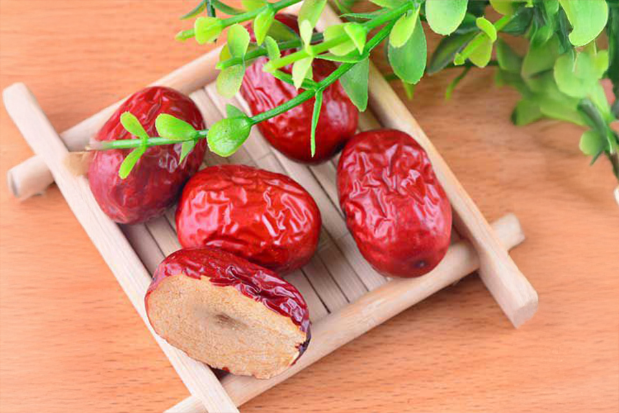 Táo đỏ – “Nhân sâm bình dân” cho người cao tuổi